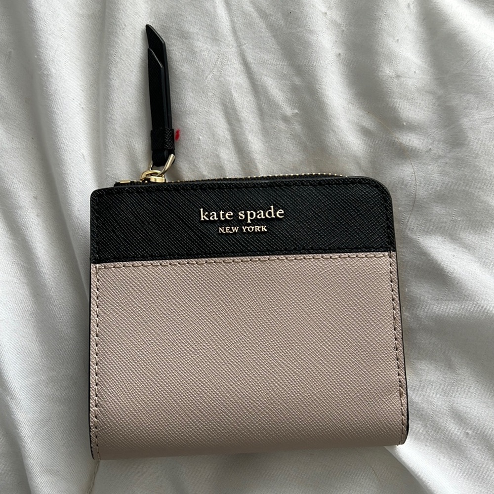 Kate Spade small bifold wallet